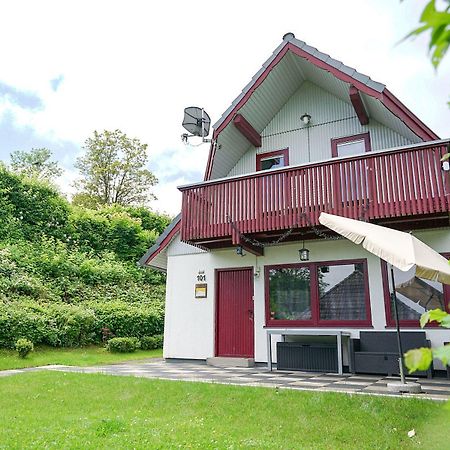 Ferienhaus "Gestiefelter Kater" Am See Im Bergland 키르하임 외부 사진