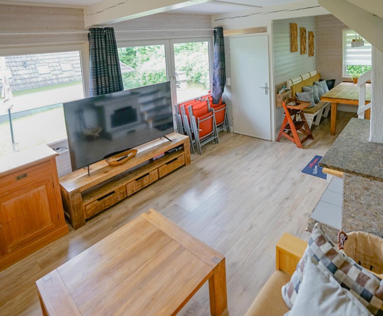 Ferienhaus "Gestiefelter Kater" Am See Im Bergland 키르하임 외부 사진