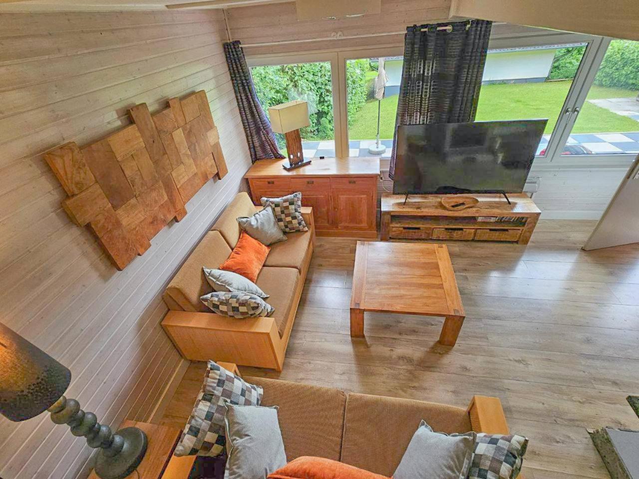 Ferienhaus "Gestiefelter Kater" Am See Im Bergland 키르하임 외부 사진