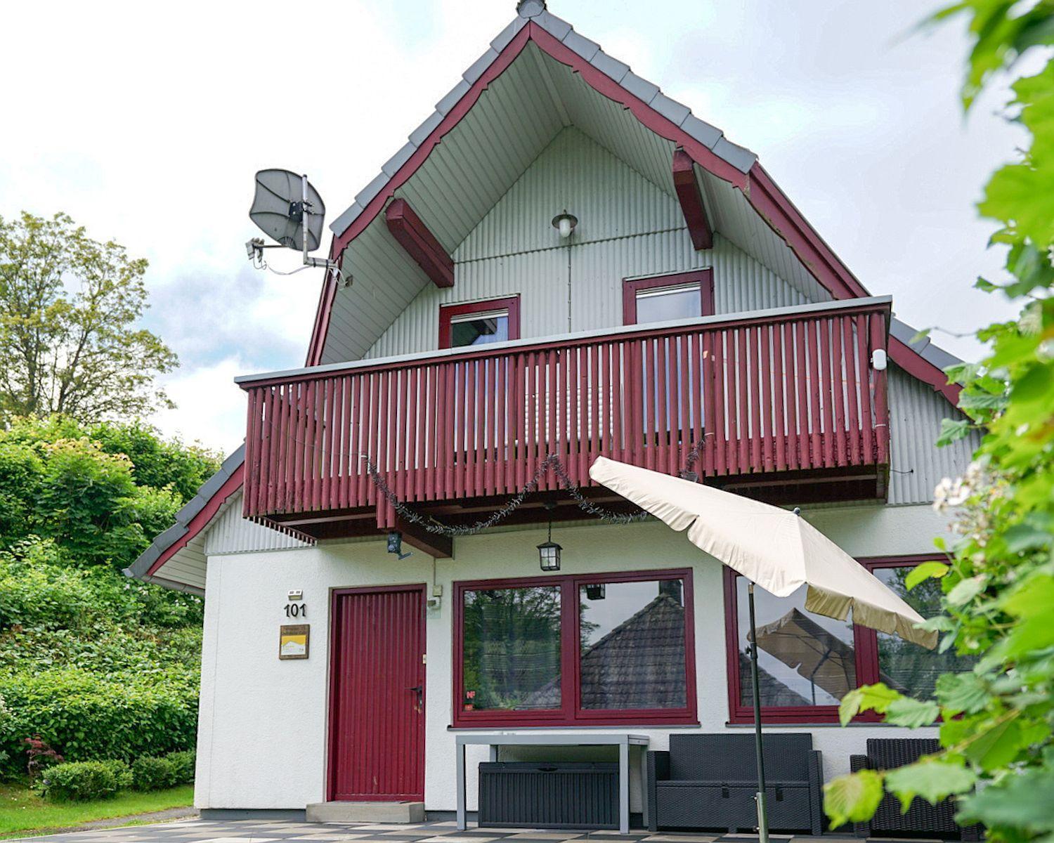 Ferienhaus "Gestiefelter Kater" Am See Im Bergland 키르하임 외부 사진